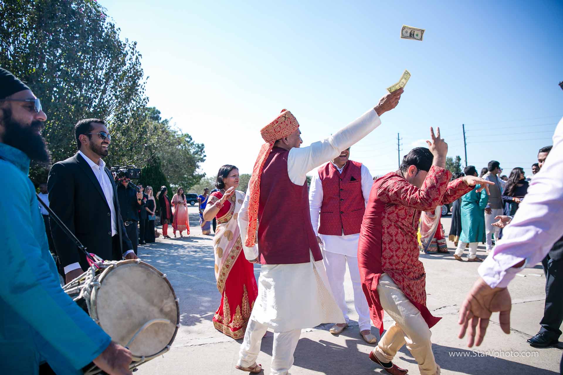 Beautiful_Indian_Wedding_Houston_Safari_Texas_Ranch